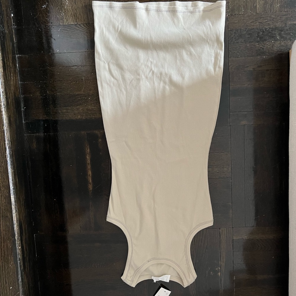 Medusa tan dress